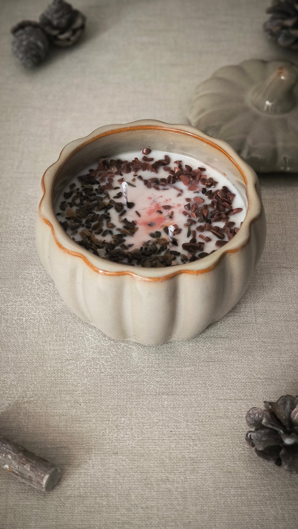 Capricho (Chocolate, Crema y Vainilla) - Velas en cerámica OI26 - My Essentials by FARA