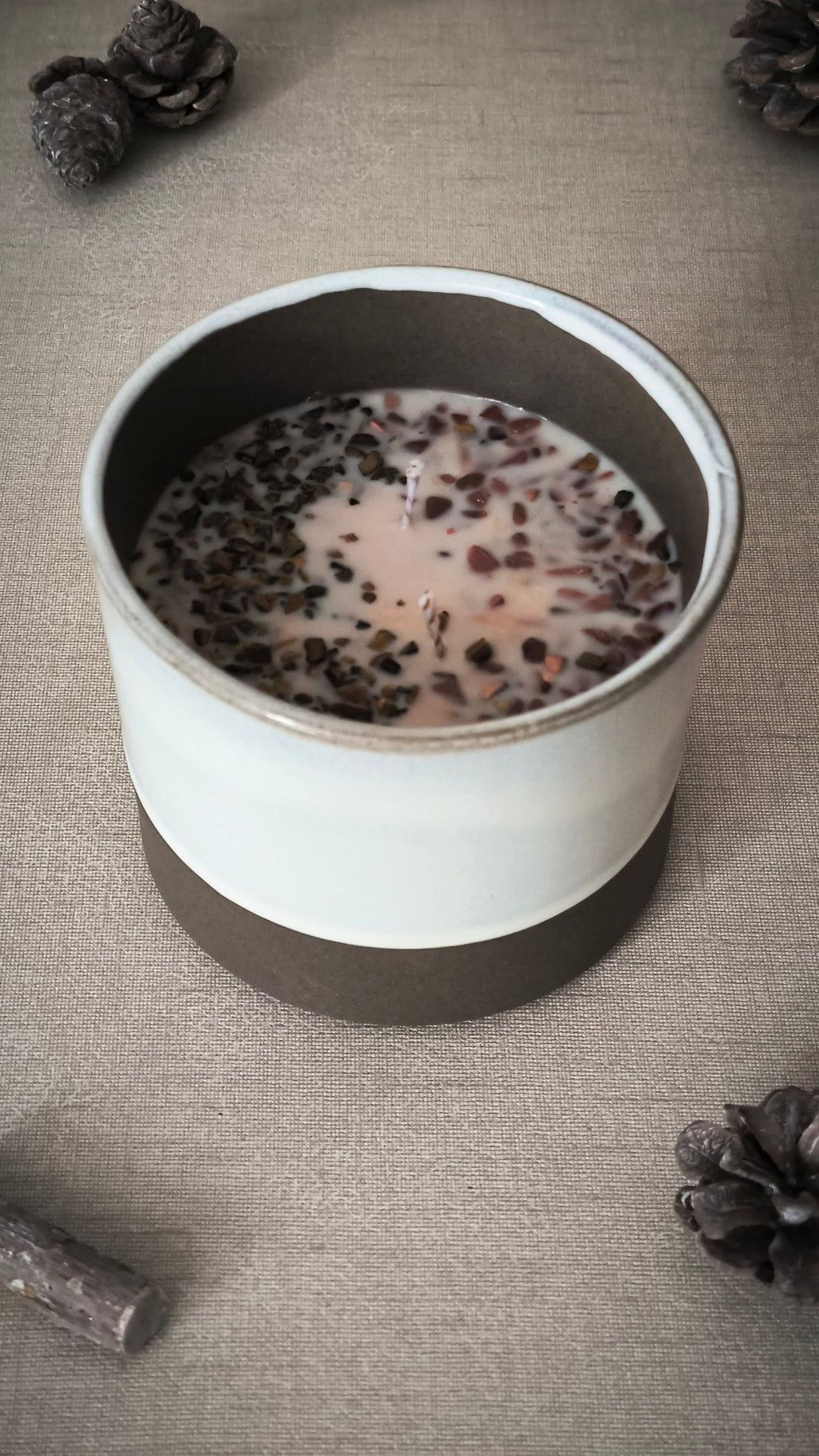 Capricho (Chocolate, Crema y Vainilla) - Velas en cerámica OI26 - My Essentials by FARA