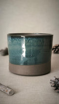 Raíz (Higo, Tierra y Cedro) - Velas en cerámica OI26 - My Essentials by FARA