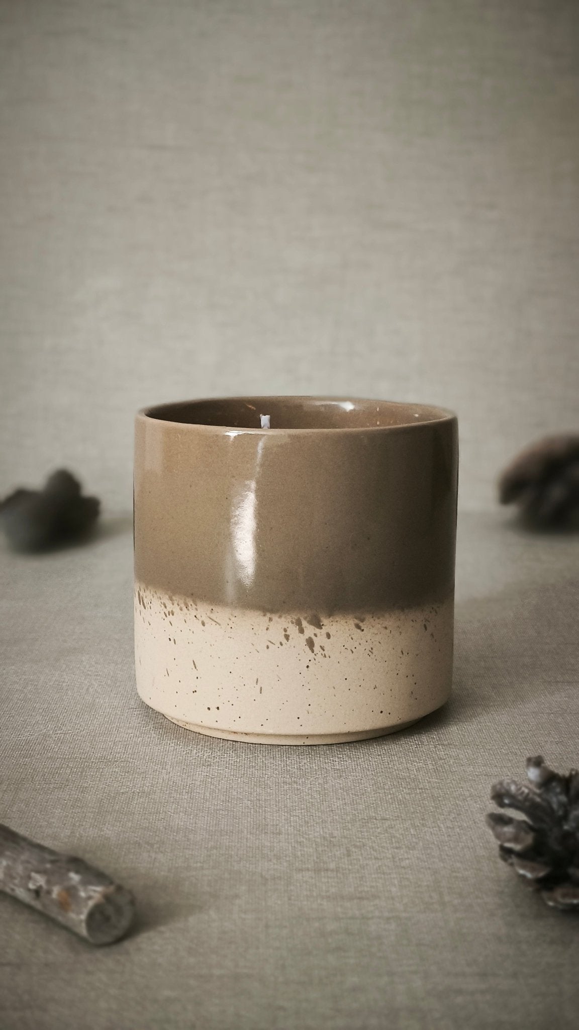 Refugio (Mirra, Tonka, Talco y Violeta) - Velas en cerámica OI26 - My Essentials by FARA