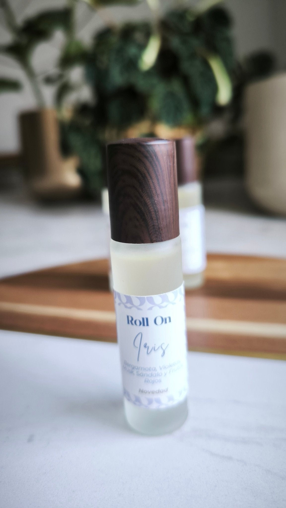 Roll On Iris (Bergamota, Violetas, Musk, Sándalo y Frutos Rojos) - 10mL - My Essentials by FARA