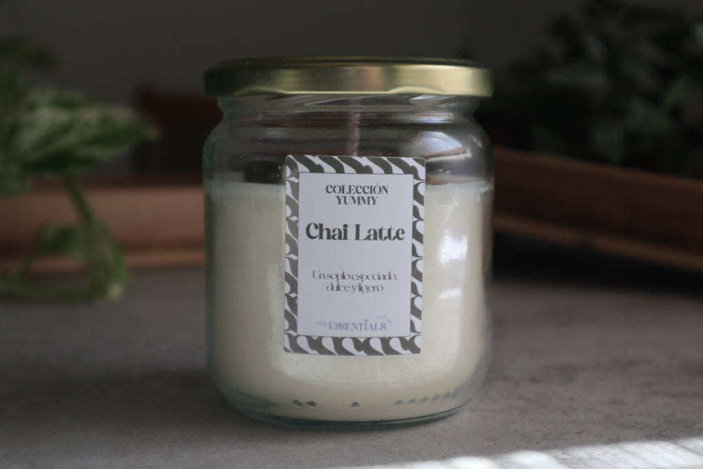 Vela Chai Latte (Canela, Té Negro y Leche) - Yummy - My Essentials by FARA