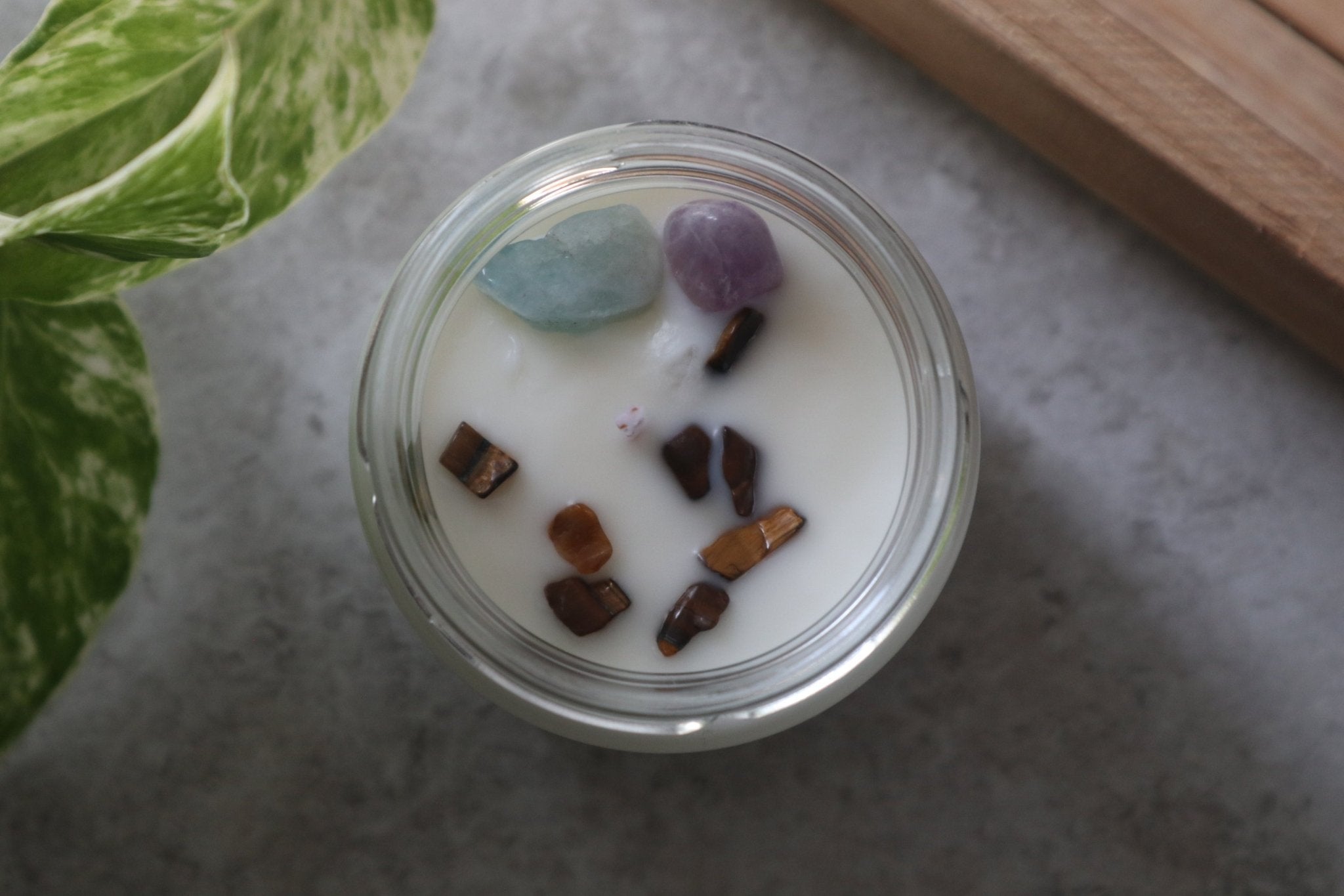 Vela Kalm (Sándalo, Palo Santo, Hierbabuena, Lavanda y Tabaco) - Luxury - My Essentials by FARA