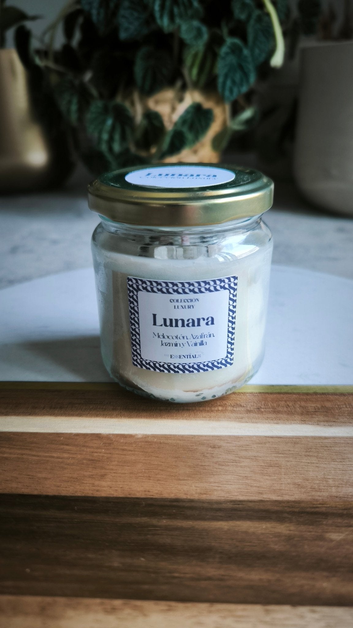 Vela Lunara (Melocotón, Azafrán, Jazmín y Vainilla) - Luxury - My Essentials by FARA