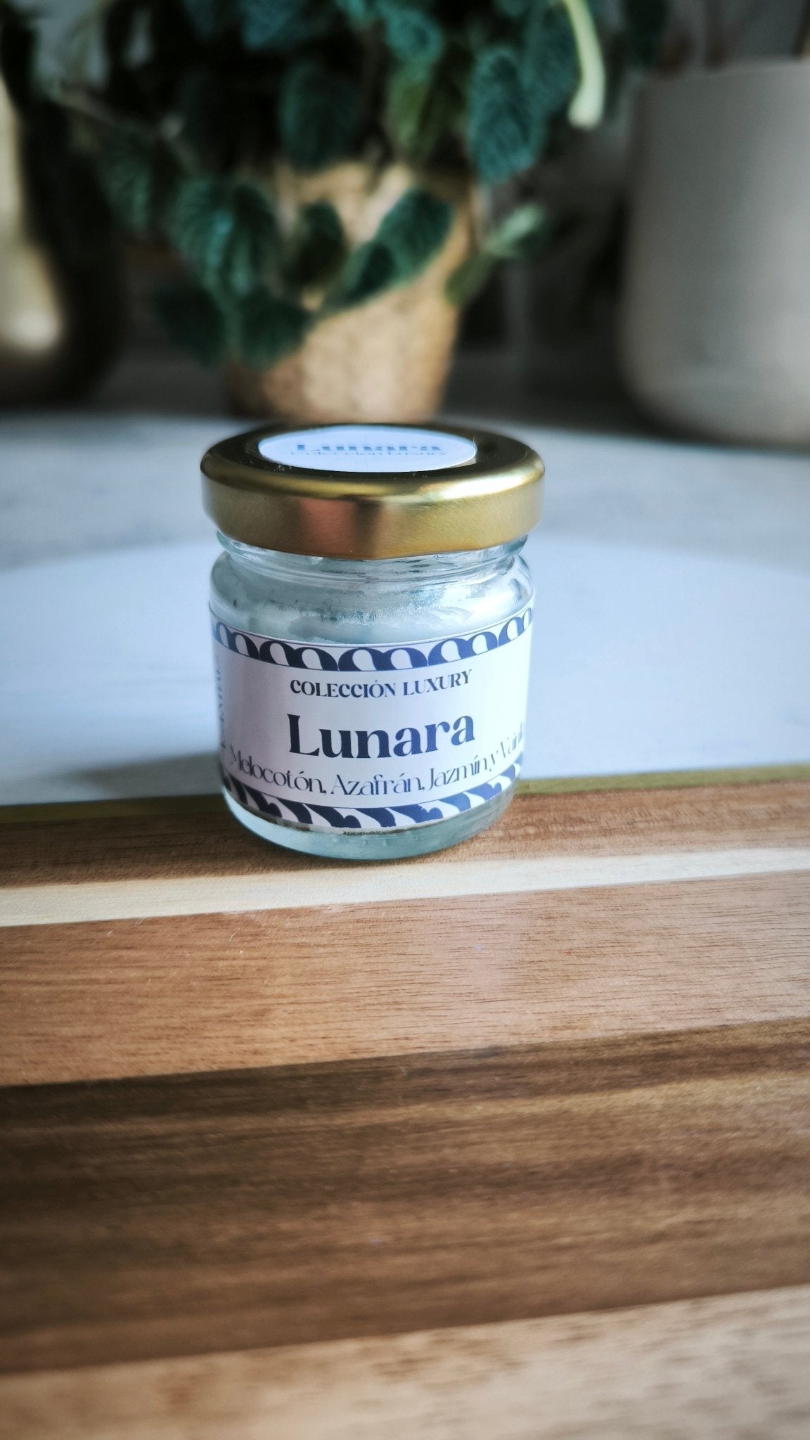 Vela Lunara (Melocotón, Azafrán, Jazmín y Vainilla) - Luxury - My Essentials by FARA