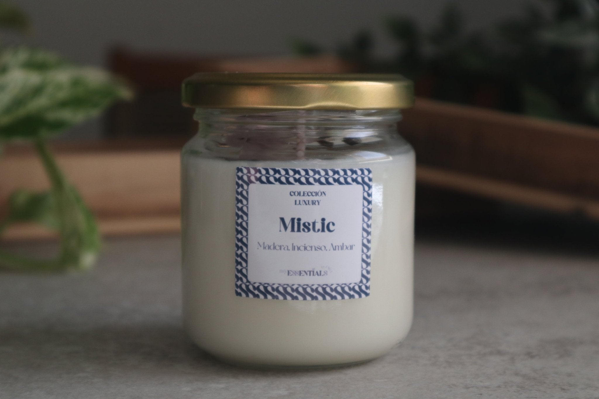 Vela Mistic (Sándalo, Cedro, Palo Santo y Musgo) - Luxury - My Essentials by FARA
