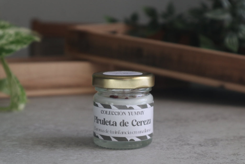 Vela Piruleta de Cereza (Cereza Dulce y Azúcar Rosa) - Yummy - My Essentials by FARA